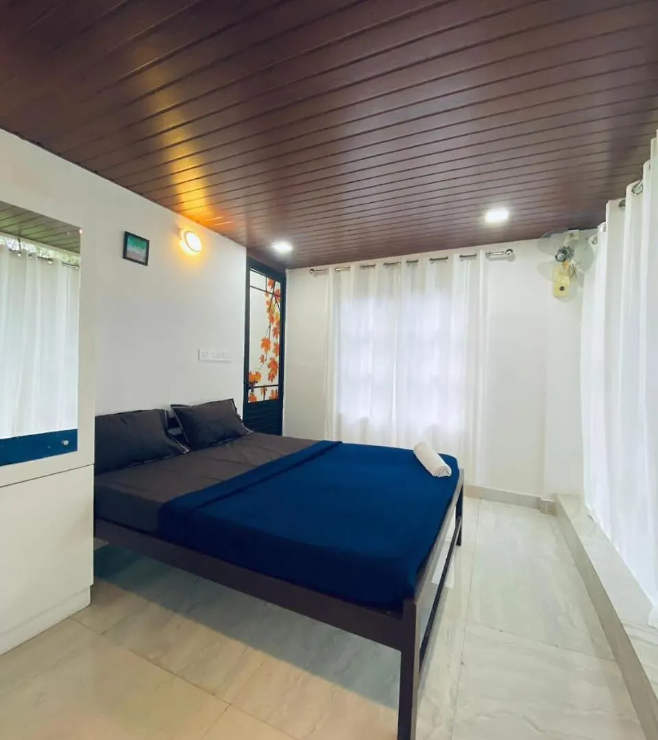 River View By Trippzo Meppadi Homestay