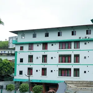 Hotel O Greenland, Meppadi