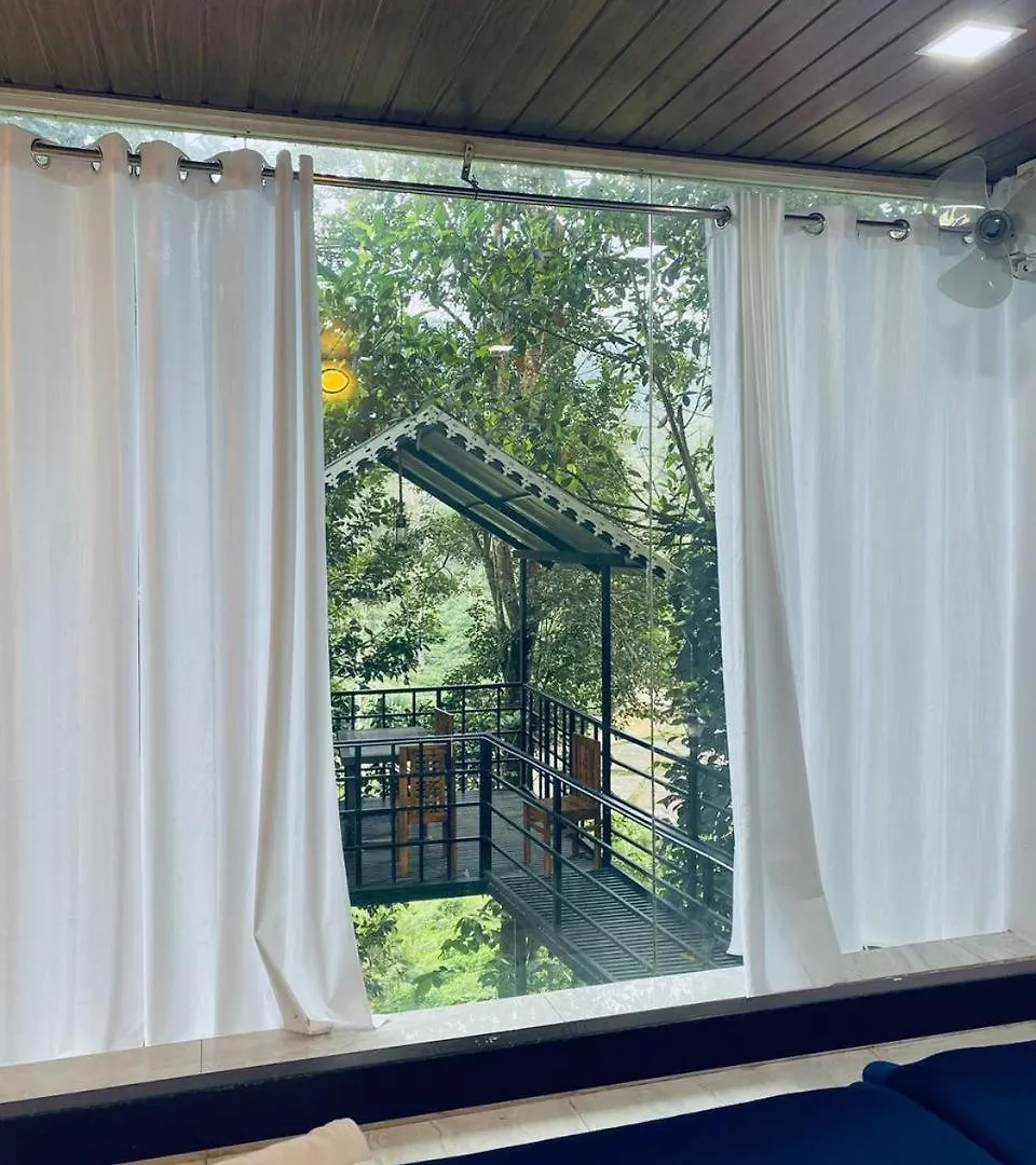 River View By Trippzo Meppadi Homestay